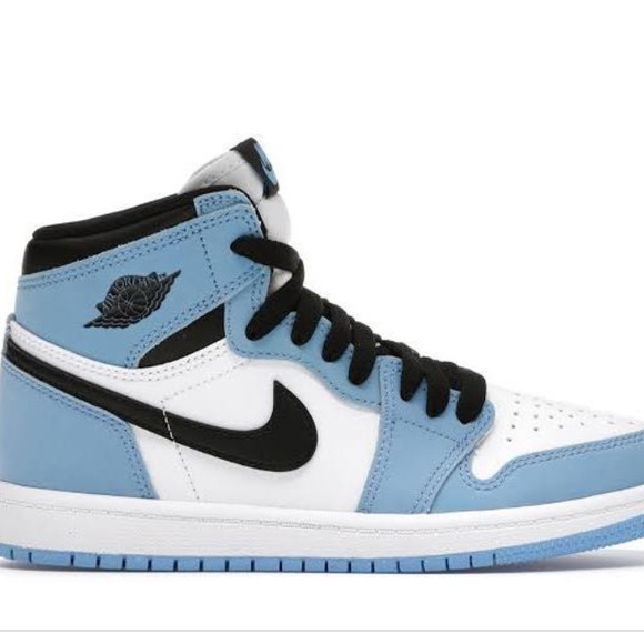 Brand new haven’t been worn yet Jordan ones gray